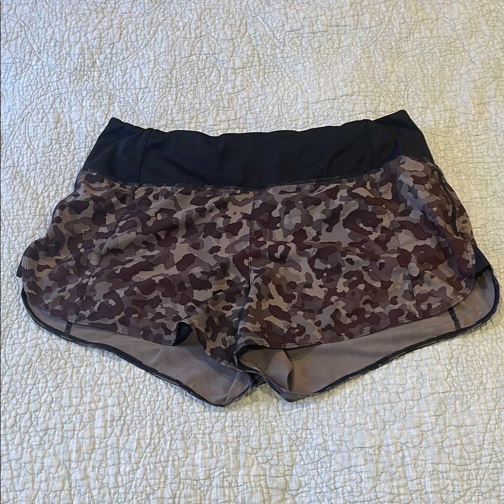 Athleta Running Free 3.5in Women's Shorts